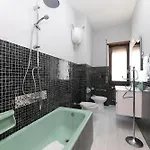 شقة Cinecitta' House